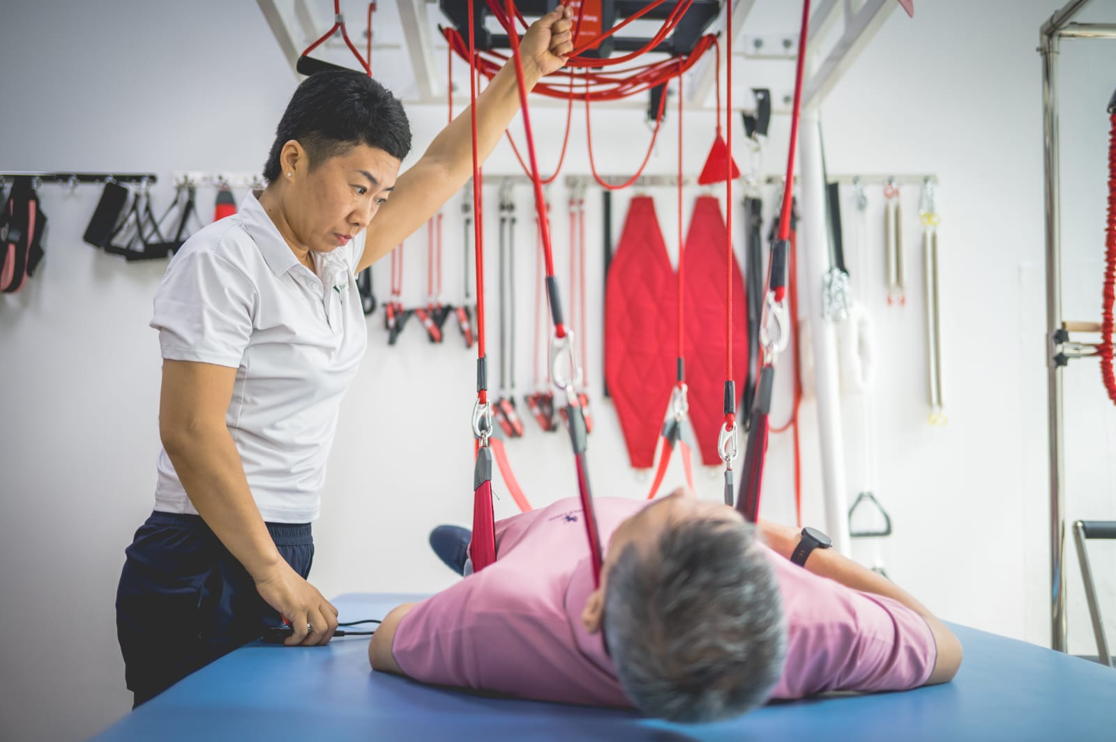 physiotherapists assisting with musculoskeletal physiotherapy